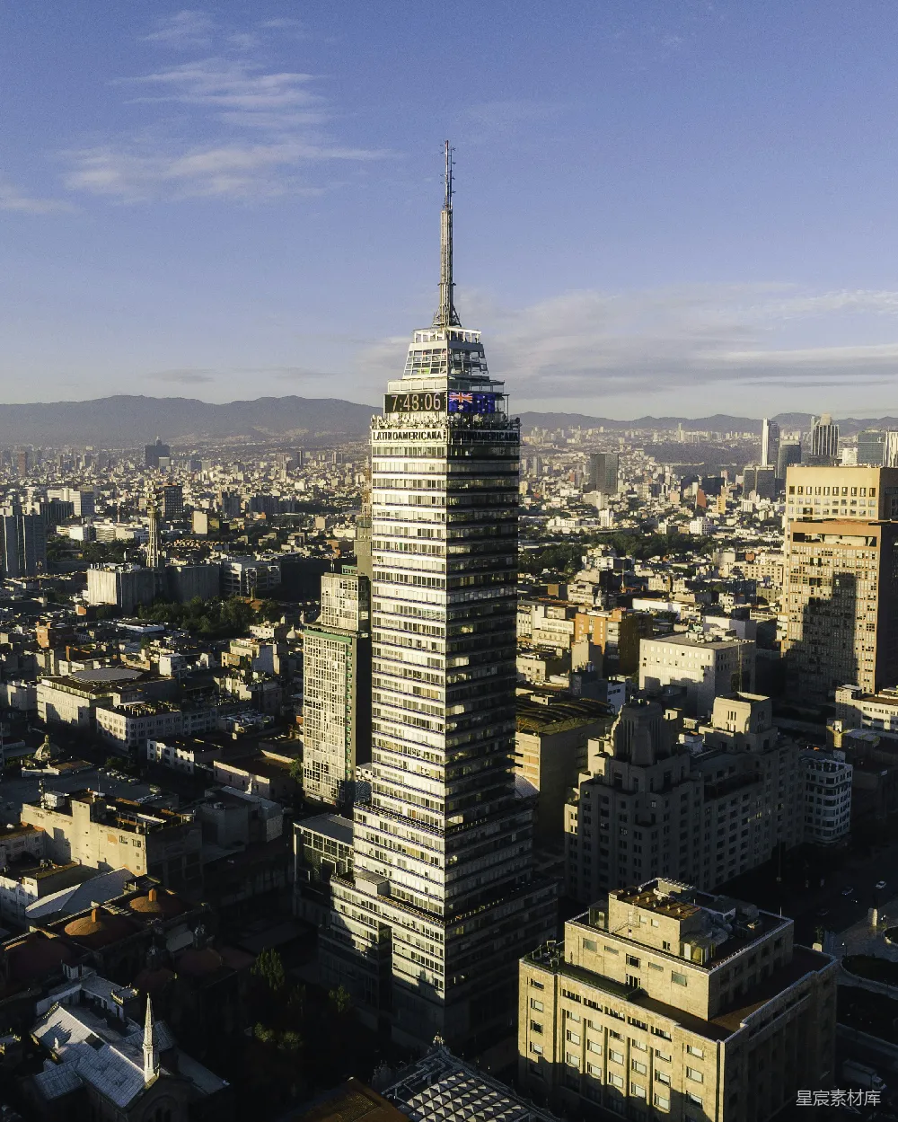 高清摄影  白天城市建筑物的空中俯视图