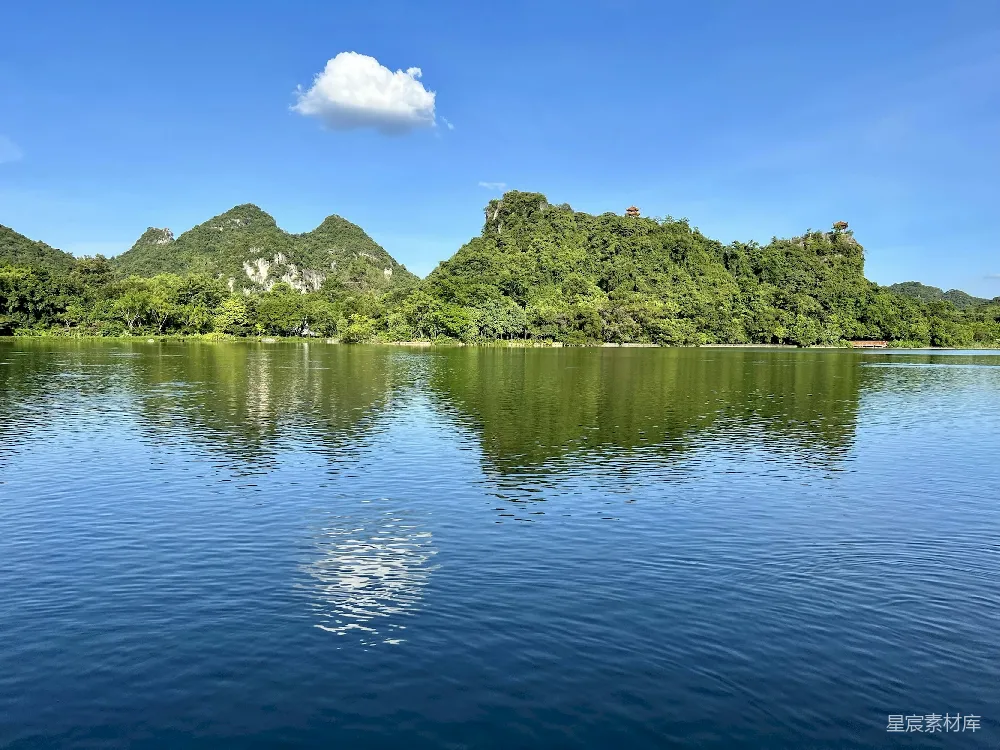 高清摄影 山水 漓江 宁静 自然 风景 山水画卷：漓江畔的宁静时光