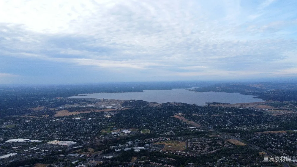 高清摄影 城市 湖泊 风景 自然 高空 湖畔城市全景俯瞰