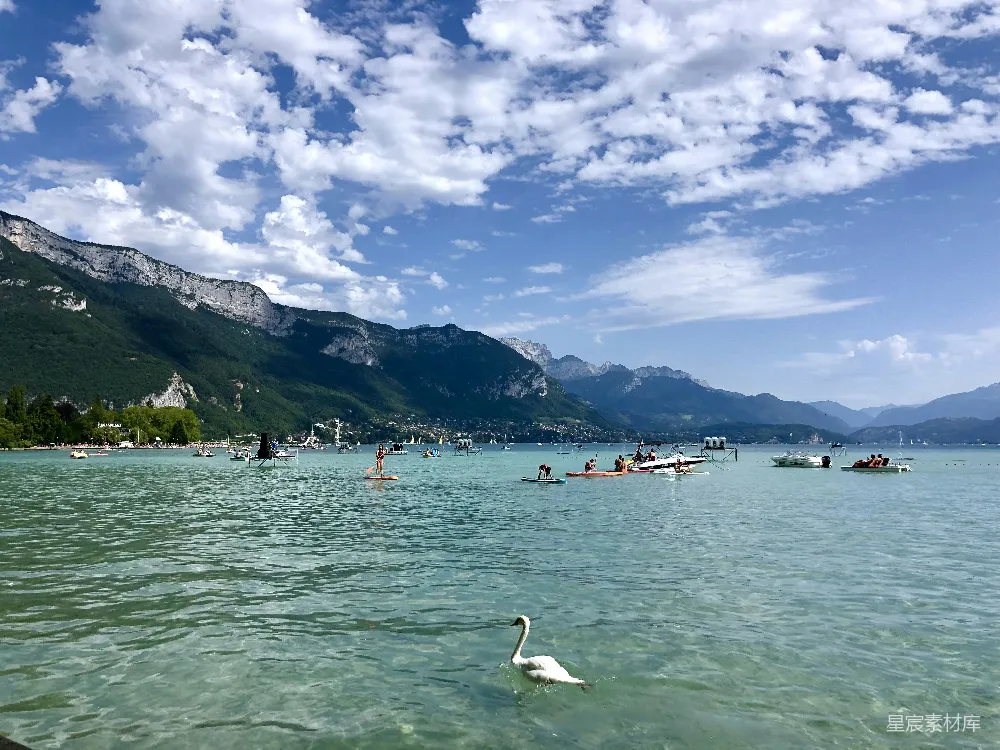 高清摄影 湖景 夏日 休闲 自然风光 户外活动 湖畔悠闲时光