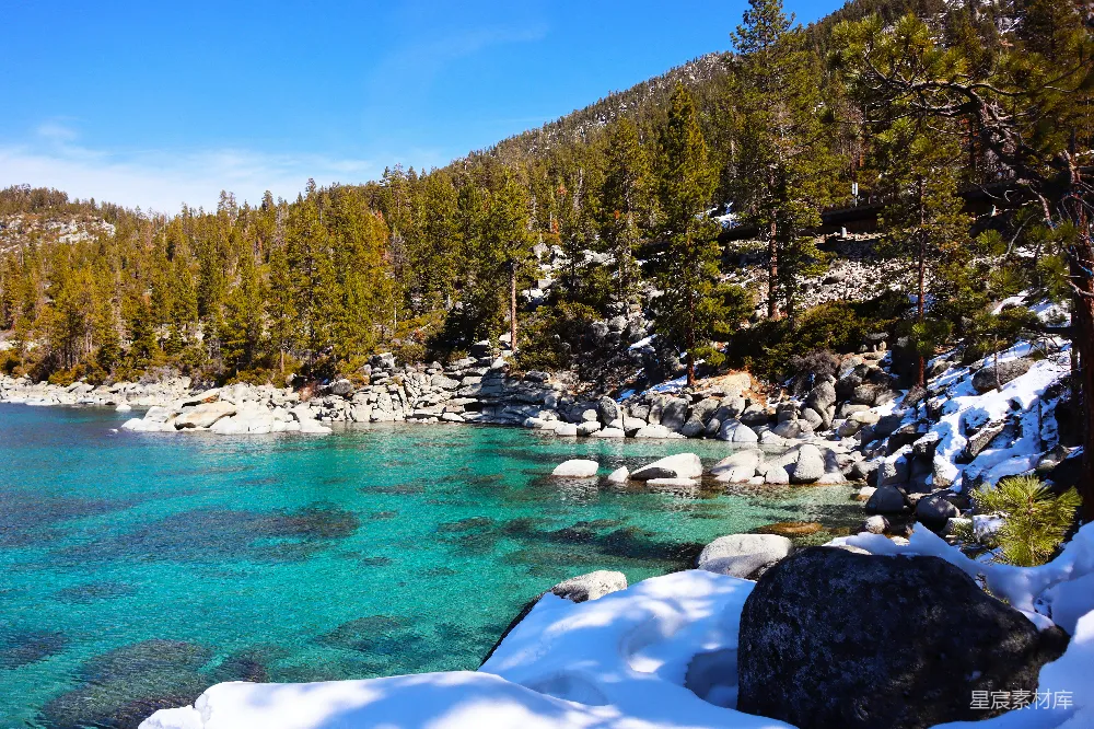 高清摄影 自然风光 冬景 湖泊 雪景 宁静 冬日的湖畔风光