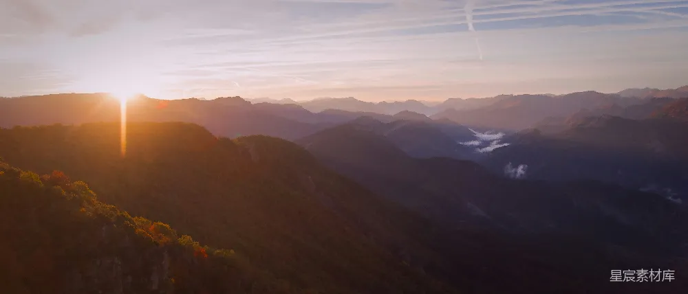 高清摄影 山景 日出 自然风光 宁静 早晨 山峦晨曦