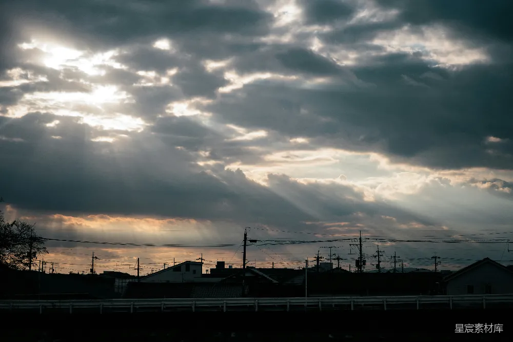 高清摄影 城市 夕阳 云层 剪影 城市风光 夕阳下的城市剪影