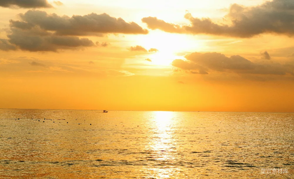 高清摄影 夕阳 海景 宁静 自然风光 旅行 夕阳下的宁静海景