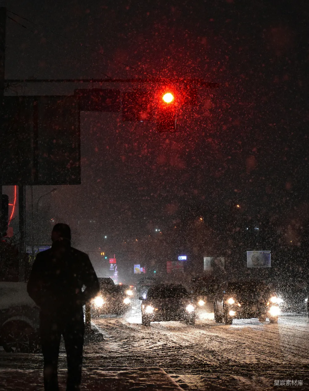 高清摄影 雪景 夜间 城市 交通 孤独 夜雪中的城市街道