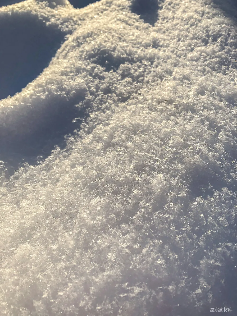 高清摄影 雪景 自然 冬季 光影 宁静 阳光下的雪景