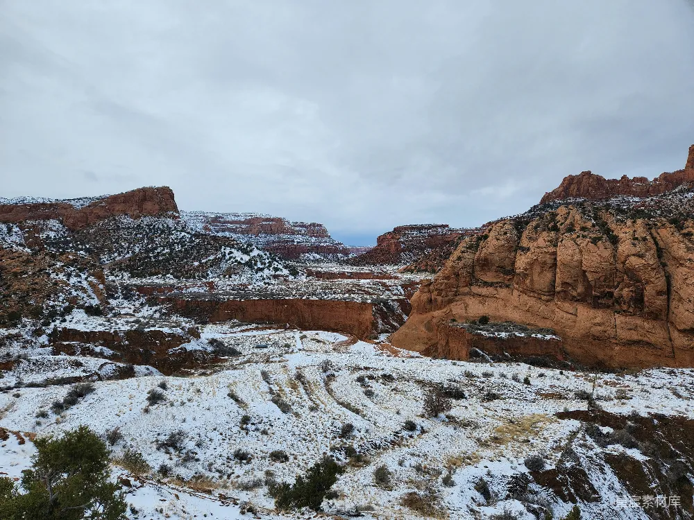 高清摄影 雪景 红岩 峡谷 自然风光 冬季 雪后的红岩峡谷