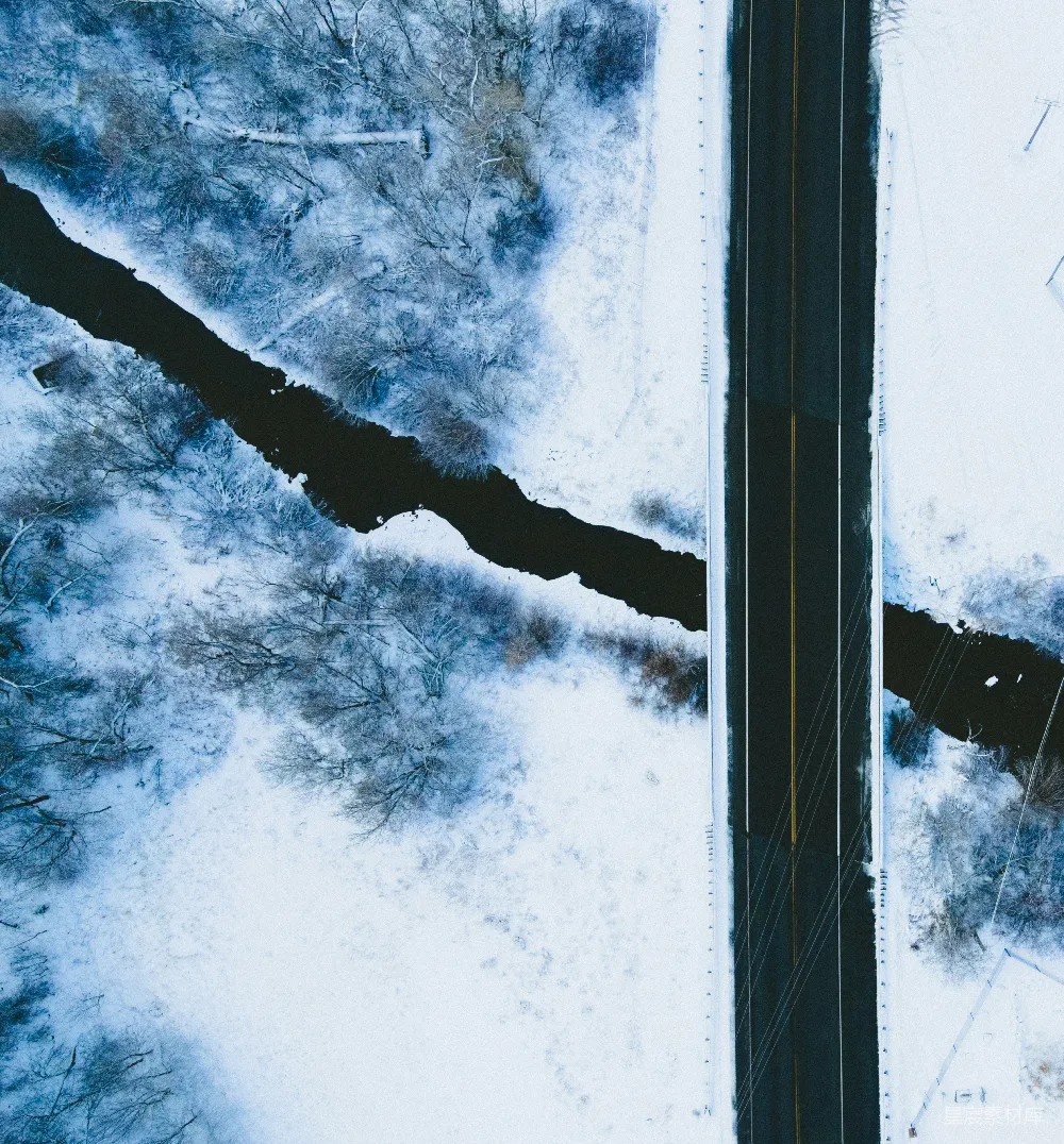 高清摄影 雪景 航拍 冬季 自然 道路 冬日雪景中的道路与河流