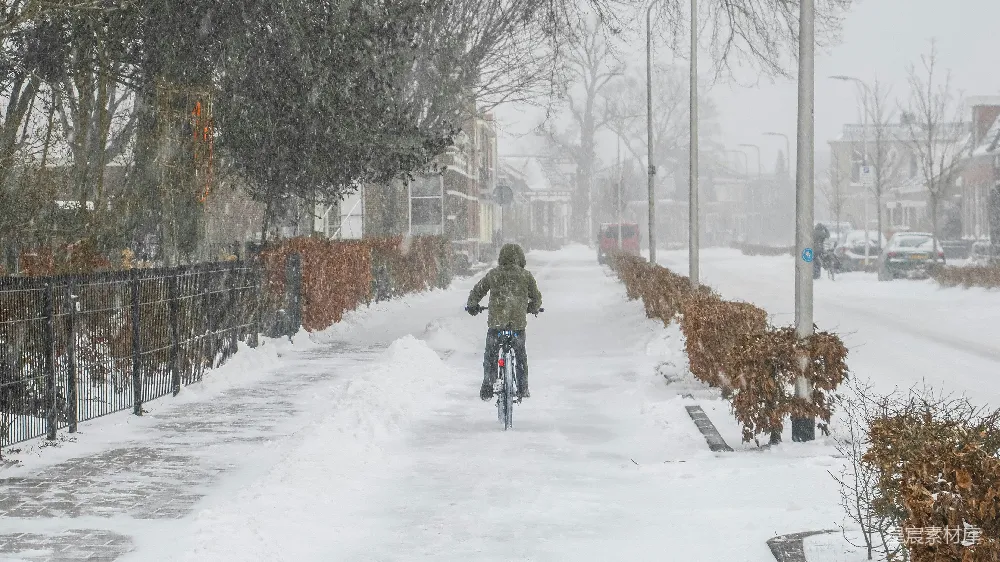 高清摄影 雪景 冬季 自行车 户外 日常生活 雪中的自行车之旅