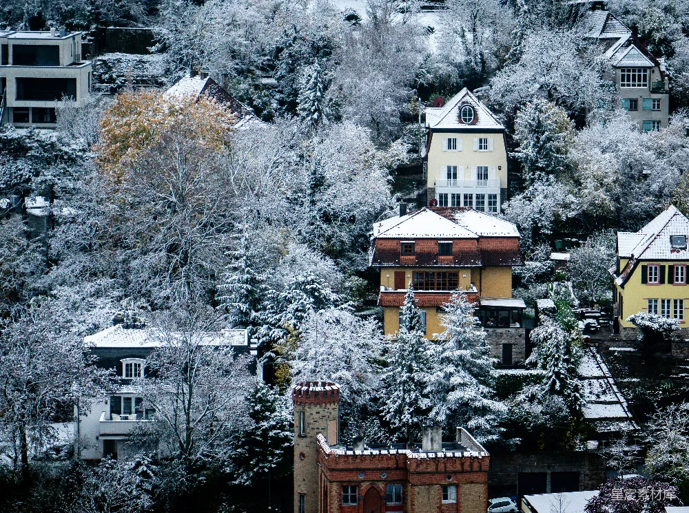 高清摄影 雪景 建筑 宁静 冬季 乡村 雪后小镇的宁静时光
