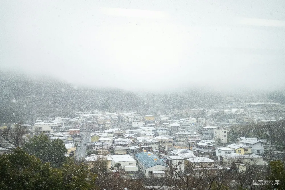 高清摄影 雪景 小镇 冬季 自然风光 宁静 冬日雪景中的小镇