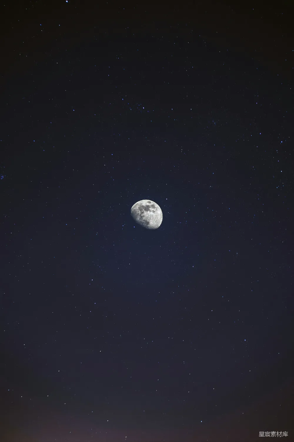 高清摄影 月亮 星空 夜景 自然 宁静 夜空中的月亮