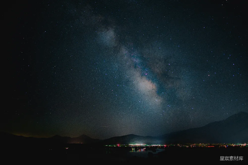 高清摄影 星空 夜景 山脉 宁静 自然 星空下的宁静夜景