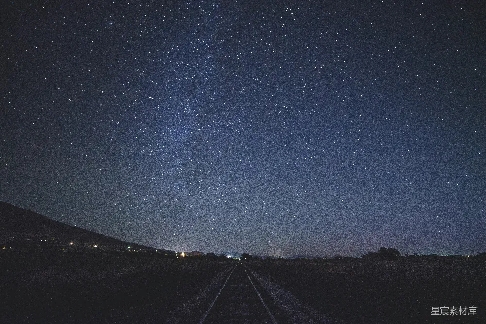 高清摄影 夜景 铁轨 星空 宁静 自然 星空下的铁轨