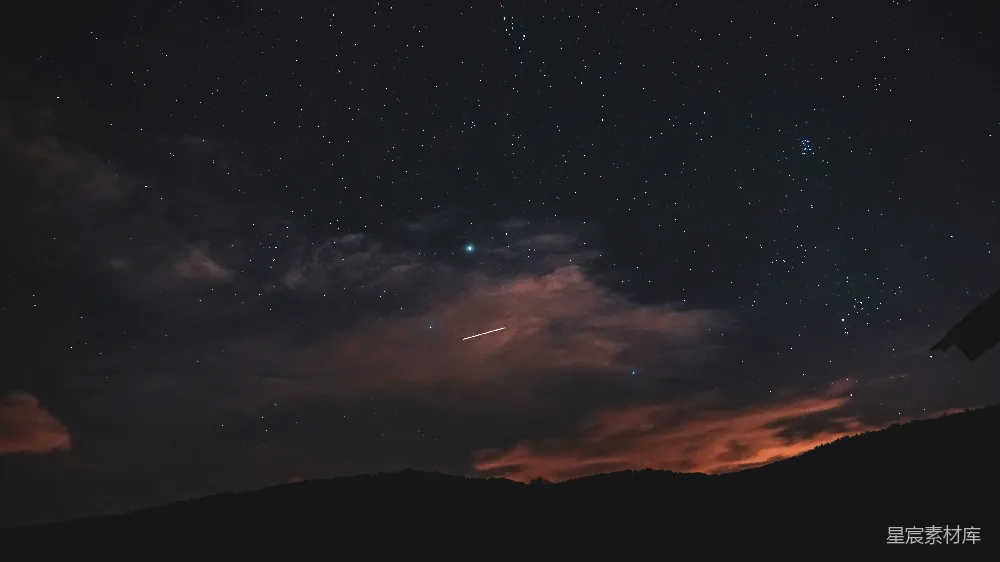 高清摄影 夜空 流星 星河 自然美景 宁静 夜空下的流星与星河