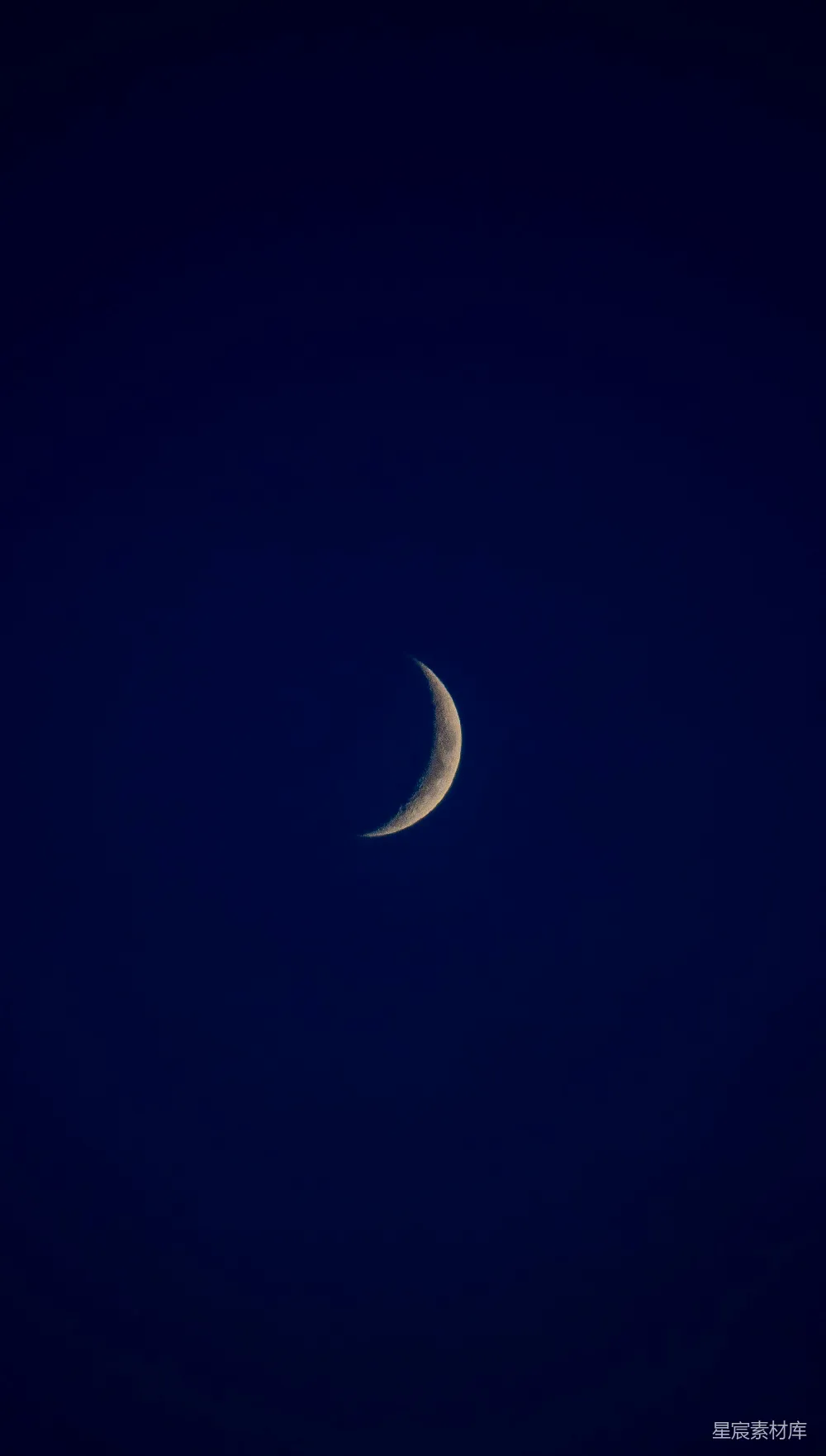 高清摄影 月亮 夜景 宁静 自然 新月夜景