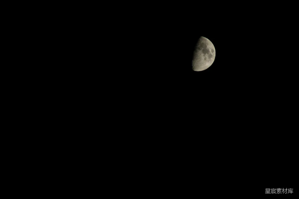 高清摄影 月亮 夜景 宁静 自然 夜空中的一弯新月