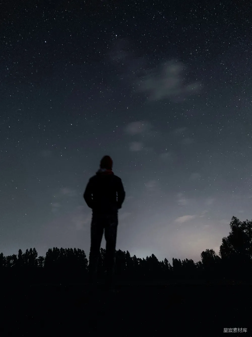 高清摄影 夜景 星空 剪影 孤独 自然 仰望星空的剪影