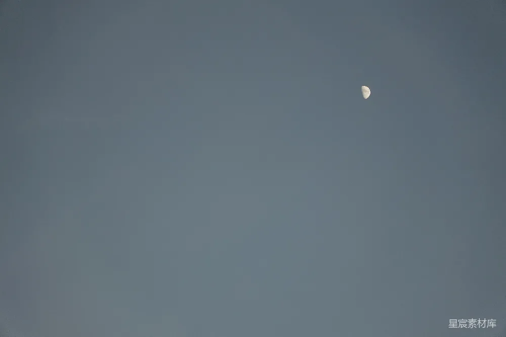 高清摄影 月亮 宁静 天空 自然 夜晚 静谧的半月