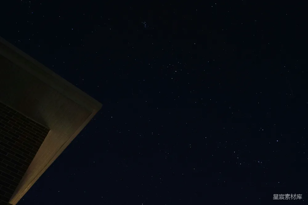高清摄影 星空 建筑 宁静 夜景 自然 夜空中繁星点点