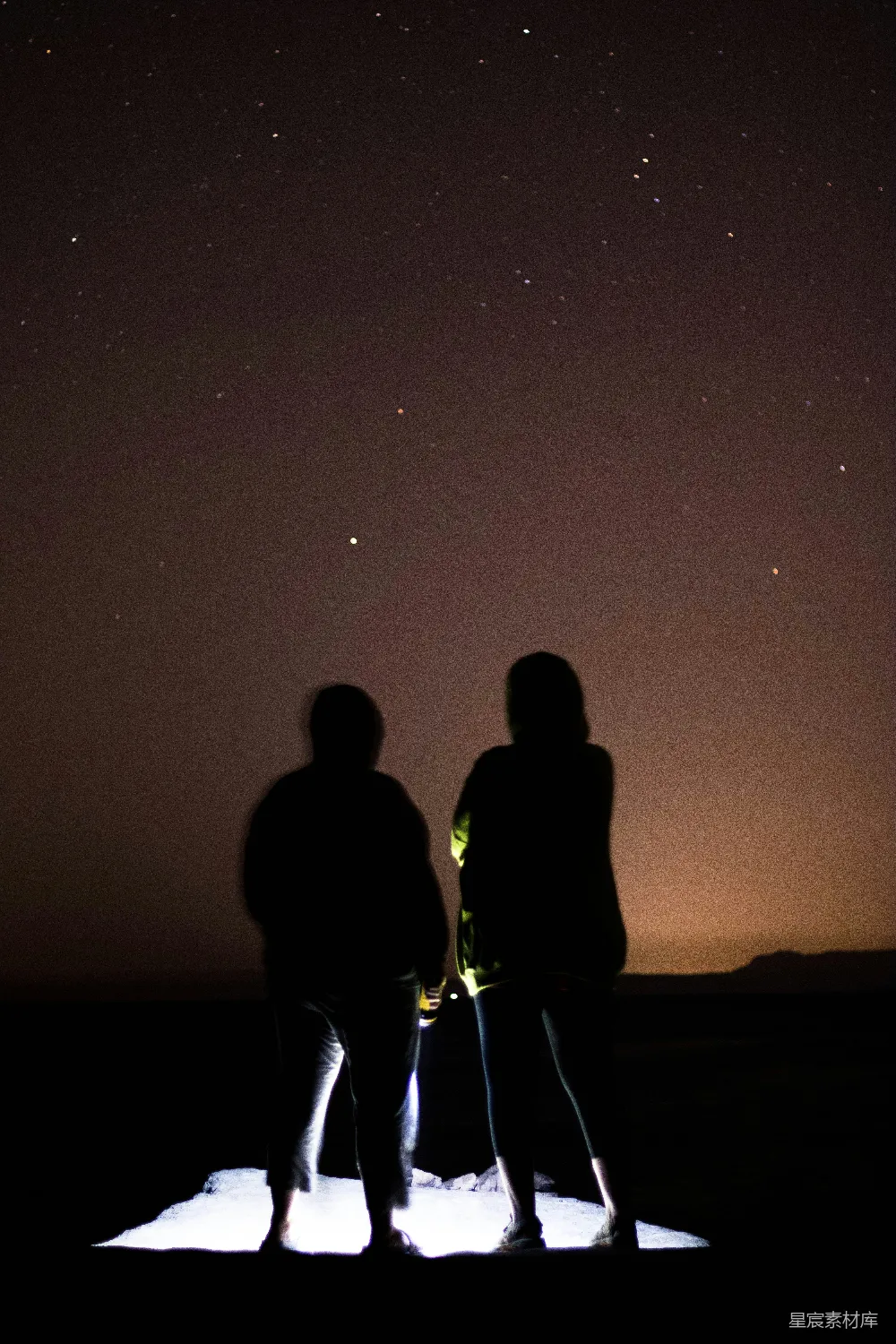 高清摄影 情侣 星空 剪影 浪漫 夜晚 仰望星空的剪影
