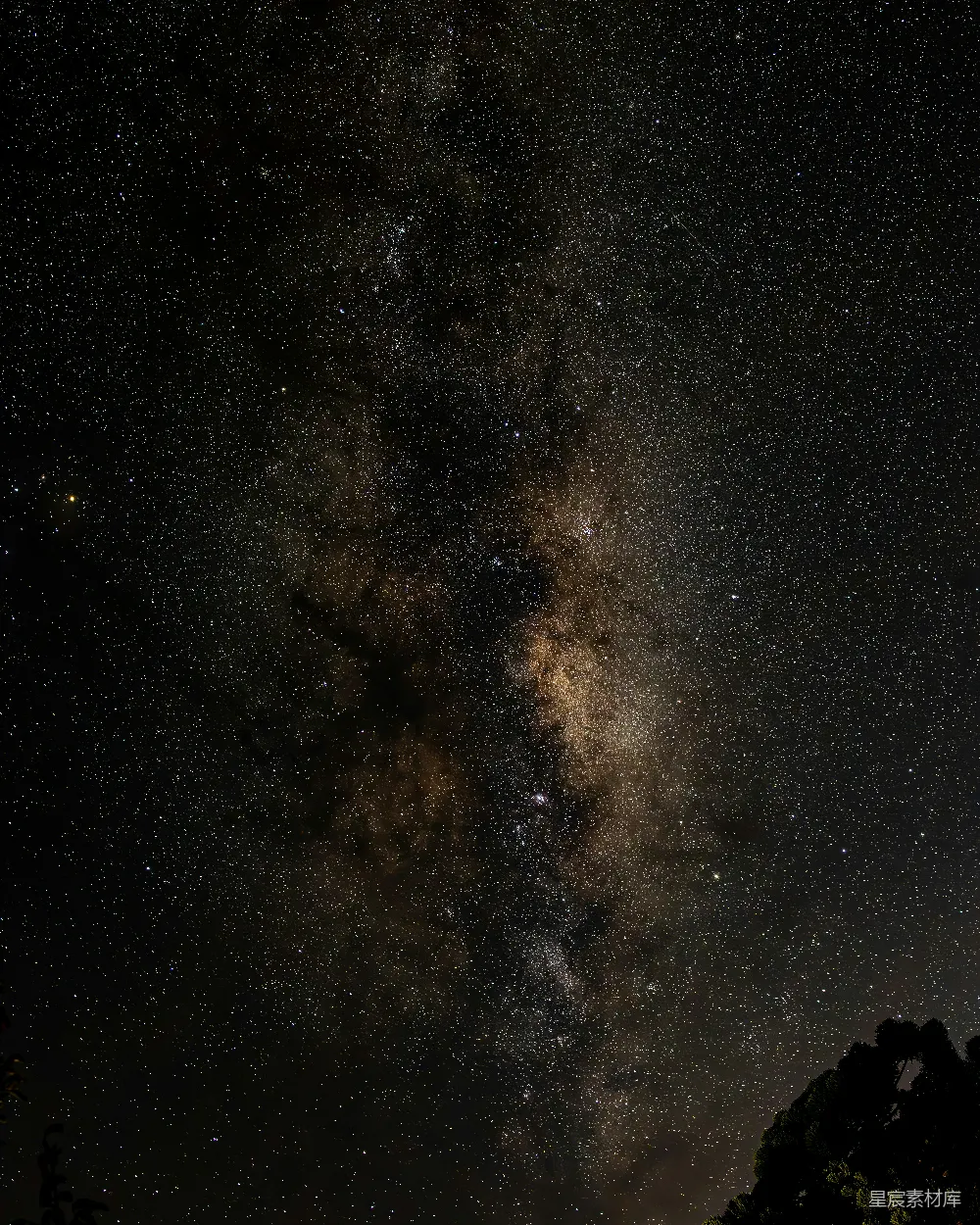 高清摄影 星空 银河 夜景 自然 宁静 璀璨星空下的银河