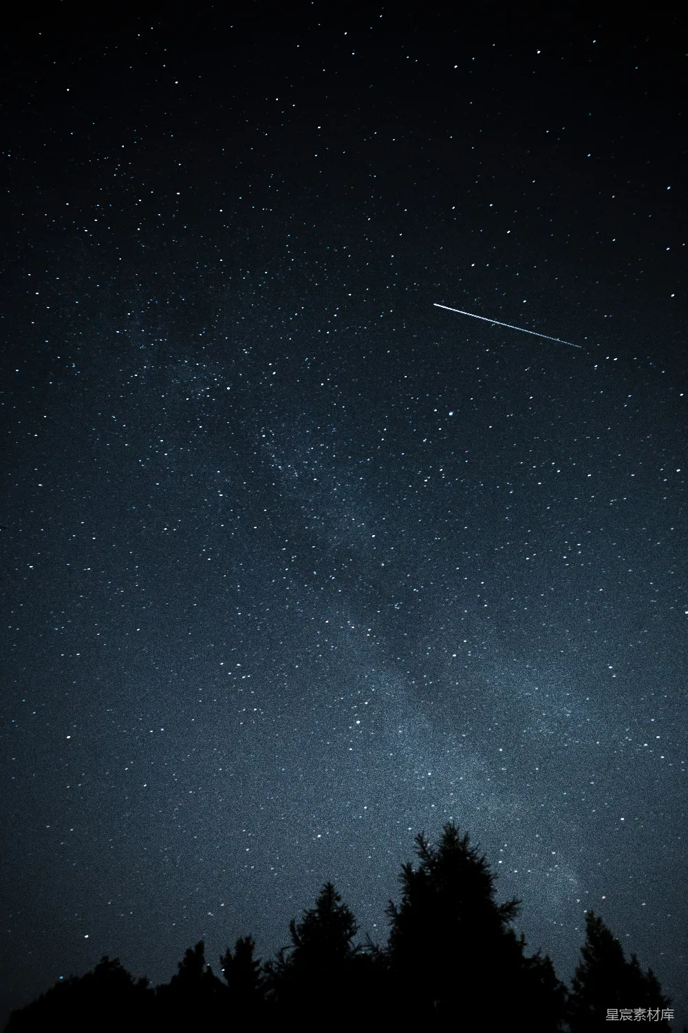 高清摄影 星空 自然 宁静 夜晚 流星 夜空下的流星