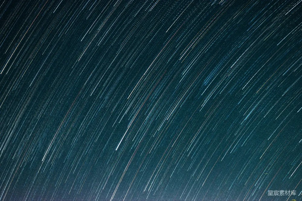 高清摄影 夜空 流星 星轨 宇宙 自然 流星雨的轨迹