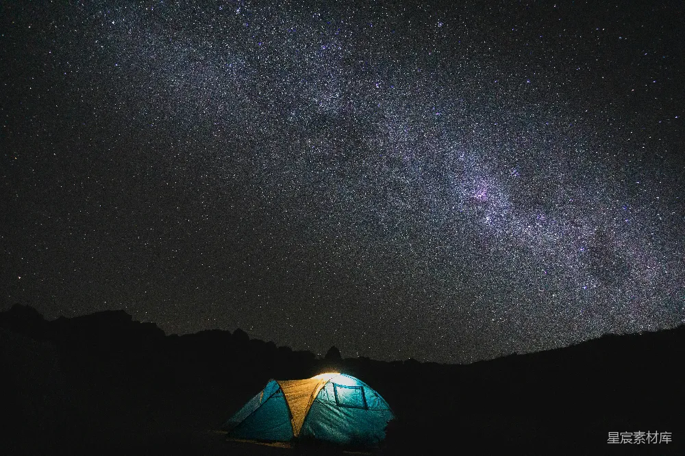 高清摄影 露营 星空 自然 宁静 户外 星空下的露营帐篷