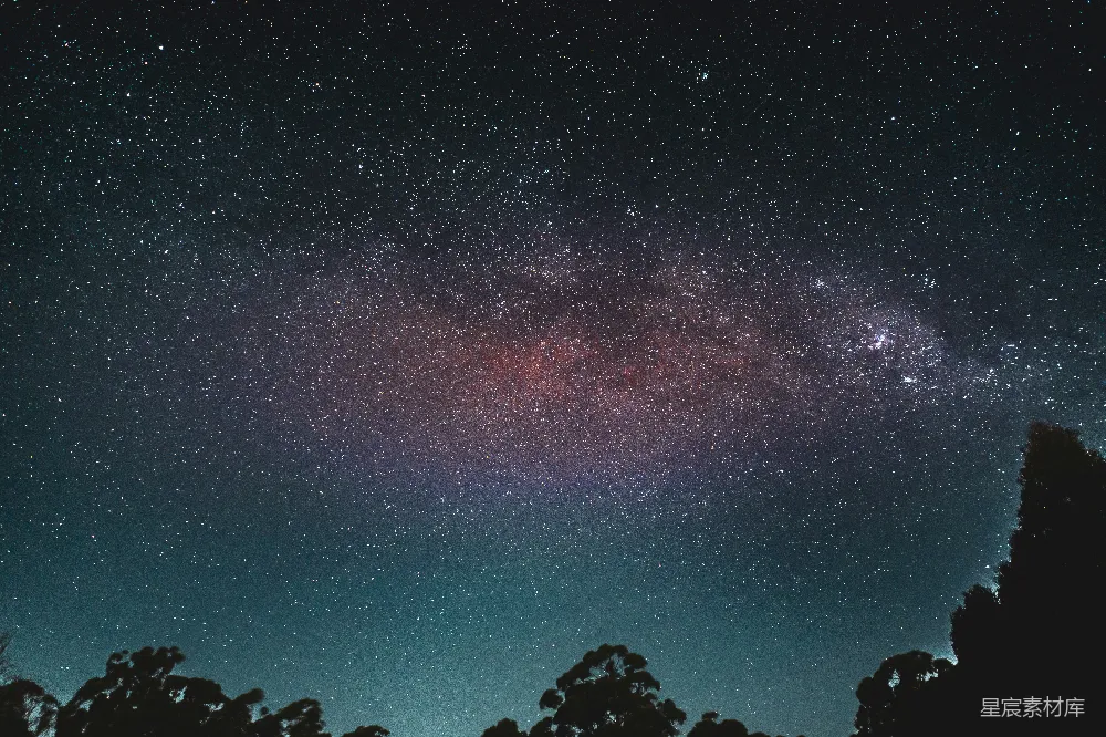 高清摄影 夜空 星河 天文 自然美景 宁静 璀璨星空下的银河