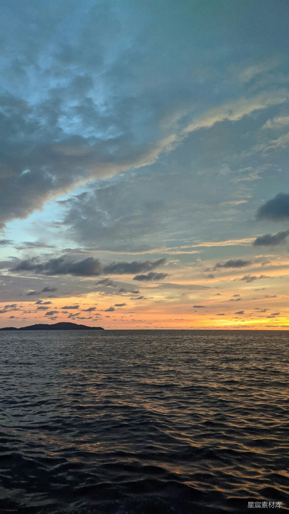 高清摄影 日落 海景 自然风光 宁静 黄昏 海上的日落