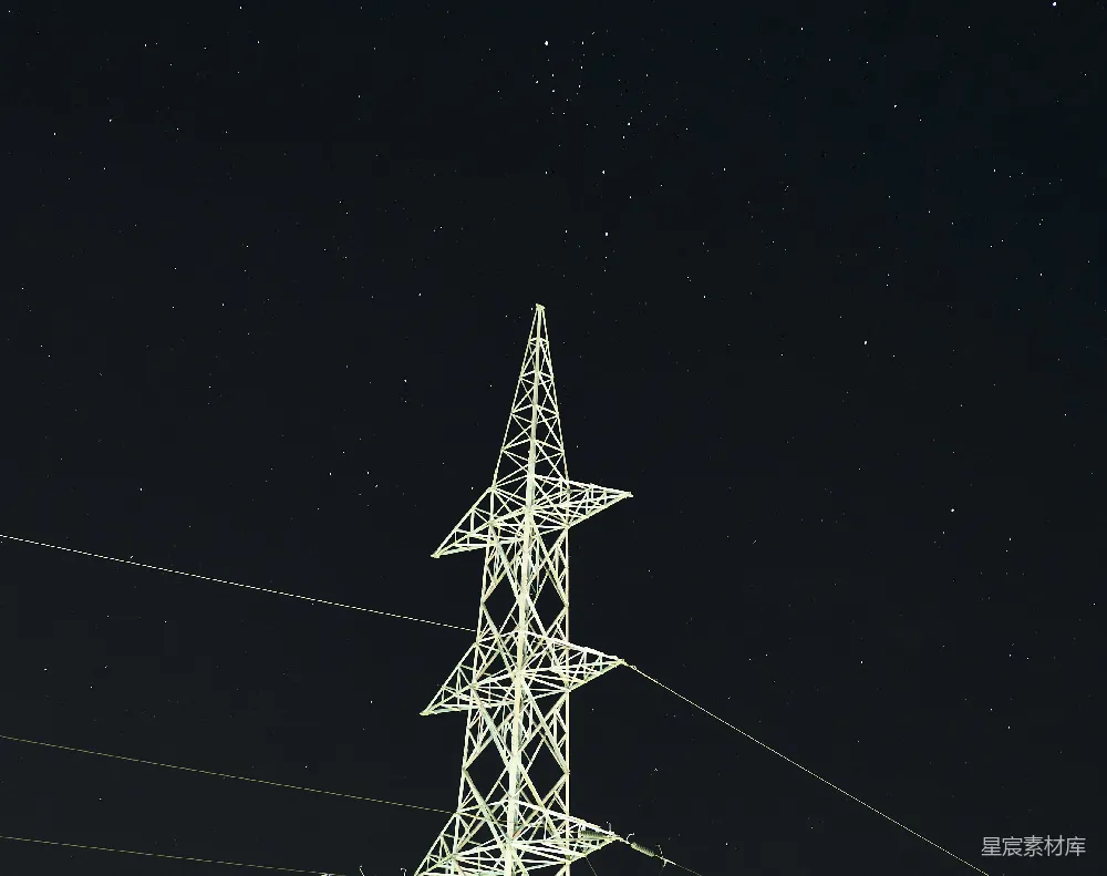高清摄影 夜晚 电塔 星空 工业景观 抽象构图 夜空下的电塔