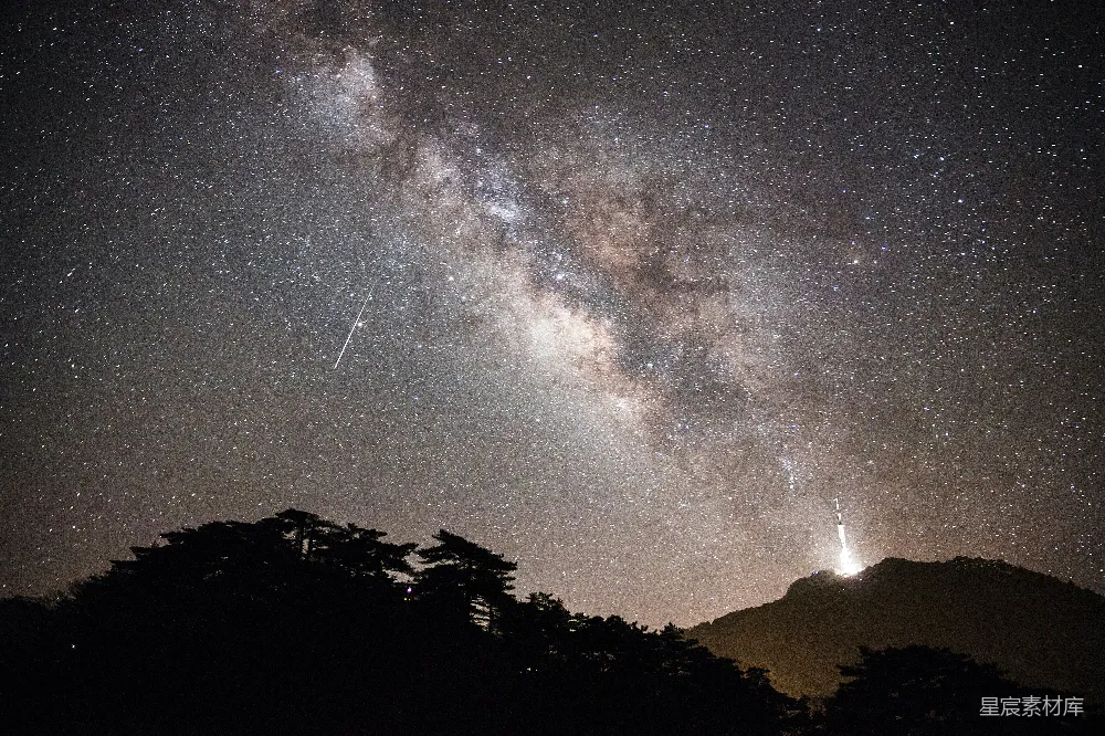 高清摄影 夜空 银河 山景 星空 自然 银河下的山景