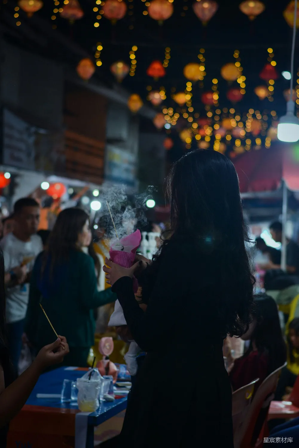 高清摄影 夜市 美食 烟火 街头文化 夜生活 夜市中的香气与烟火
