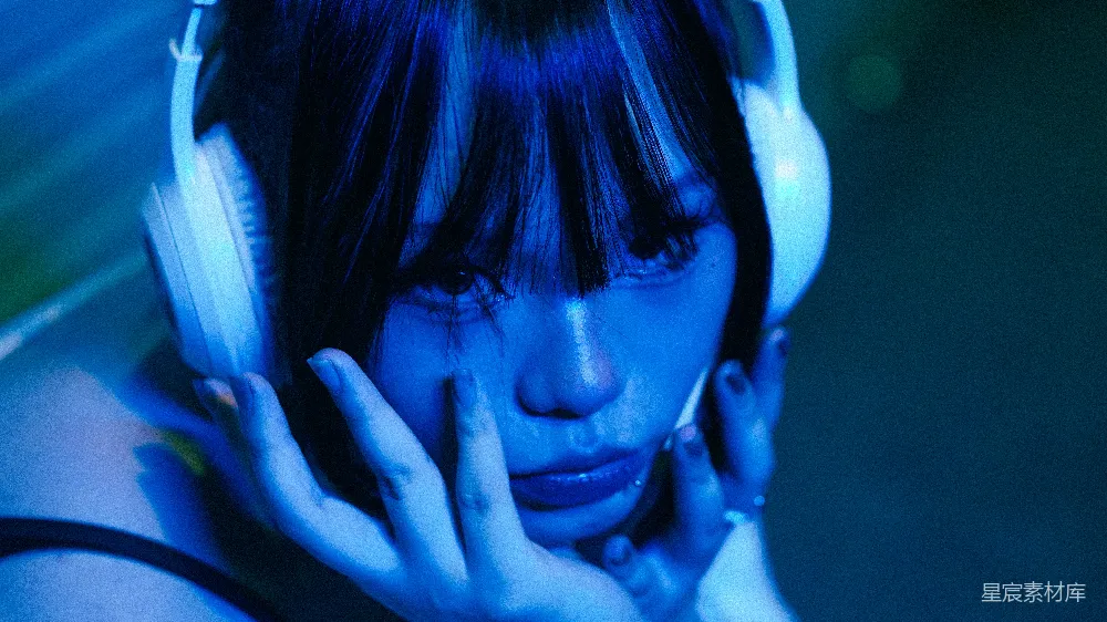 高清摄影 蓝调 耳机 时尚 青春 情感 蓝调耳机女孩