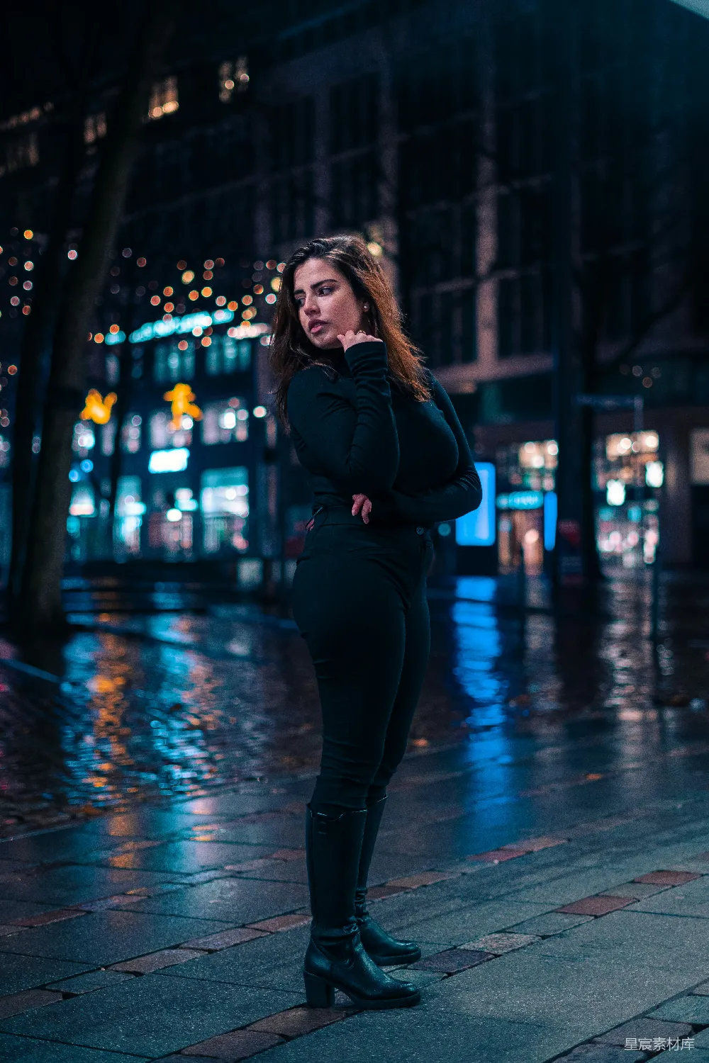 高清摄影 夜晚 时尚 雨景 都市 街拍 夜晚雨中的时尚女性
