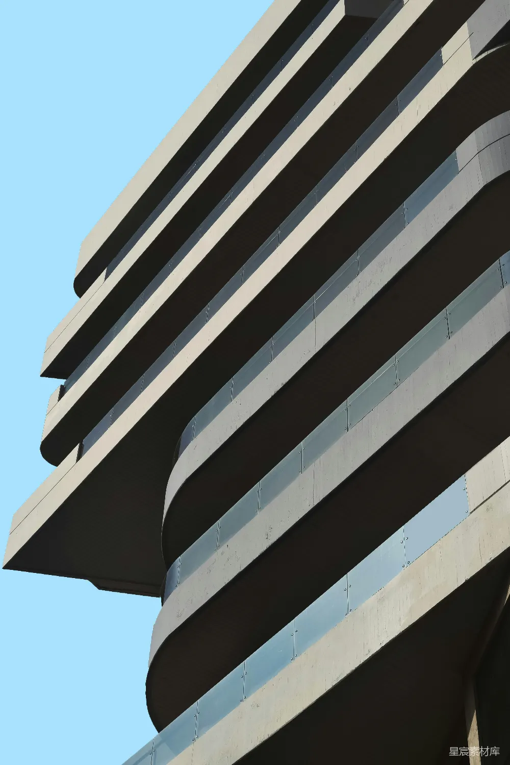 高清摄影 建筑 现代 几何 简洁 城市 现代建筑与蓝天
