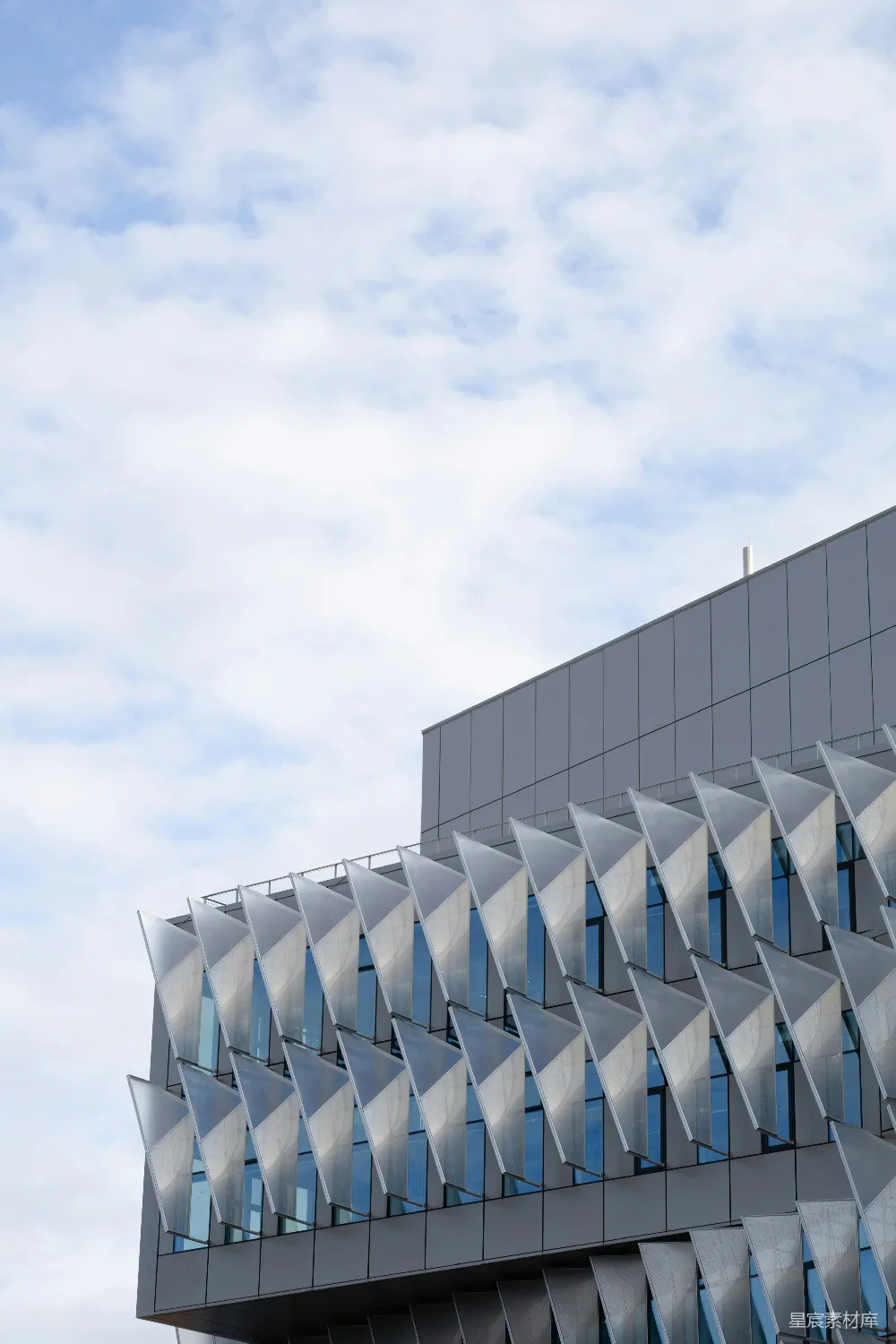 高清摄影 建筑 现代 天空 城市 设计 现代建筑与蓝天