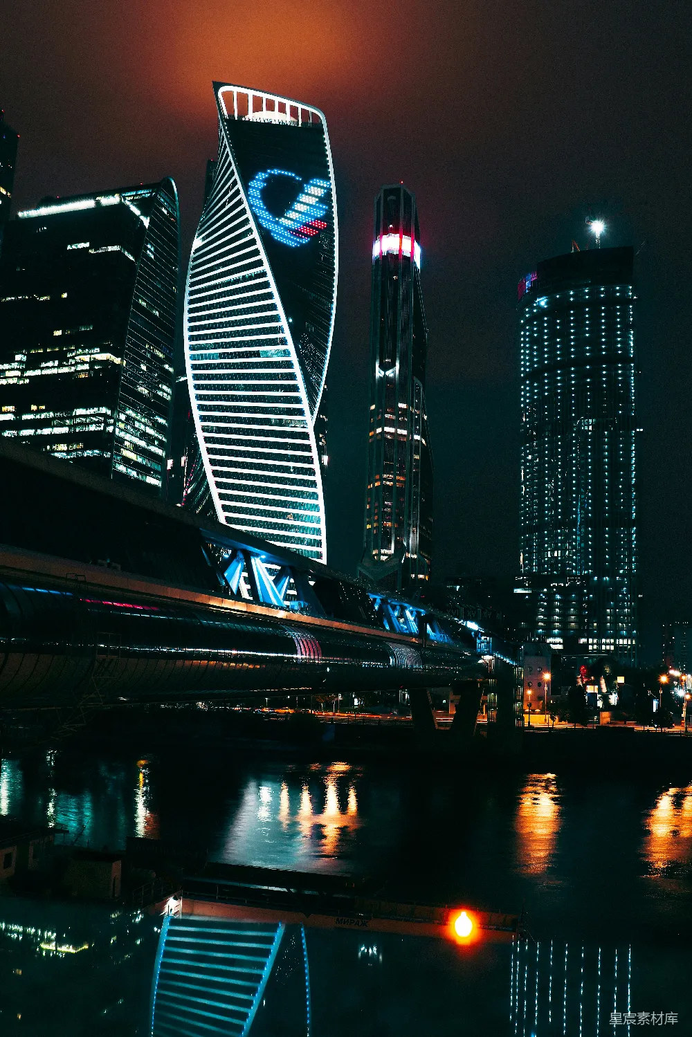 高清摄影 城市夜景 现代建筑 照明效果 都市风光 商业中心 夜幕下的摩天大楼