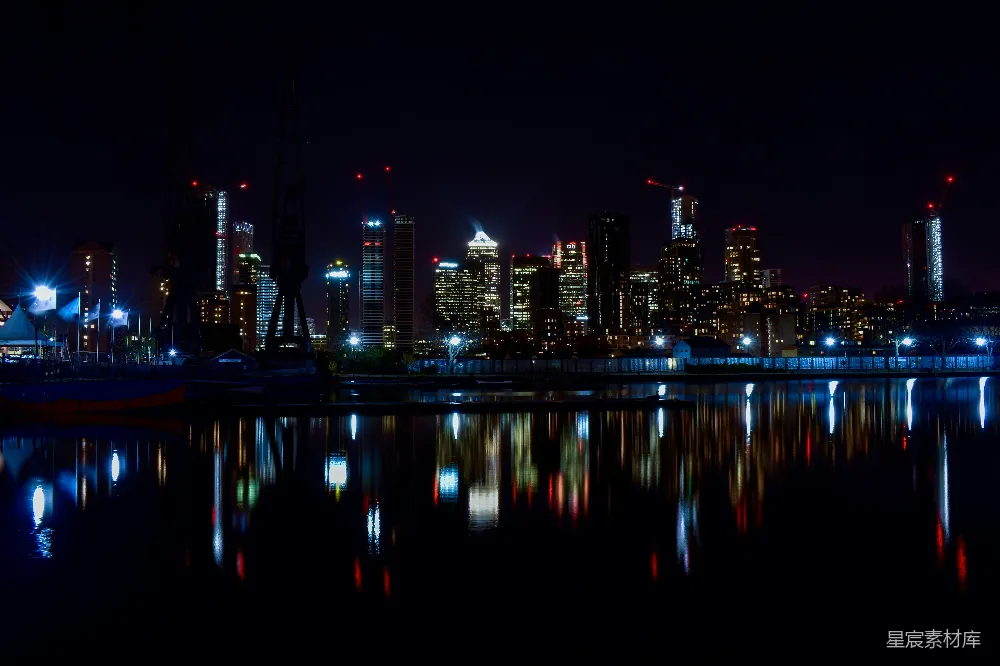高清摄影 城市夜景 倒影 现代建筑 城市风光 夜景 夜幕下的城市倒影