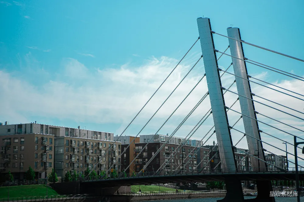 高清摄影 桥梁 现代建筑 城市景观 天际线 都市生活 现代都市中的桥梁