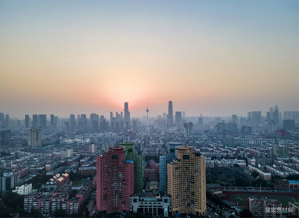 高清摄影 城市风光 晨光 建筑群 都市生活 自然与城市 晨曦中的城市轮廓