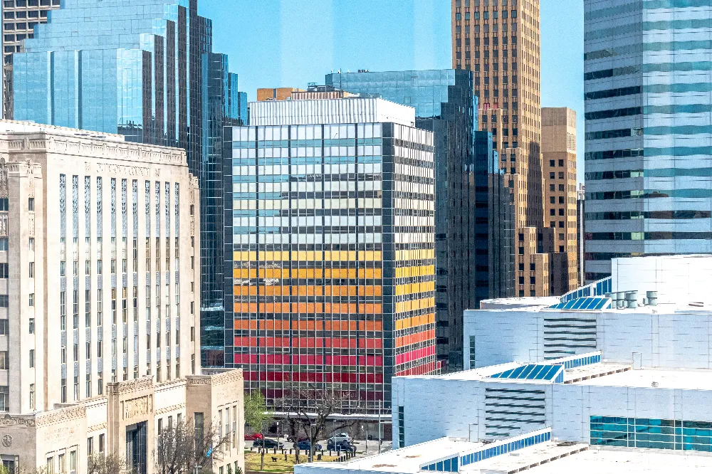 高清摄影 城市景观 现代建筑 玻璃幕墙 都市风光 建筑美学 彩色玻璃幕墙的现代都市景观