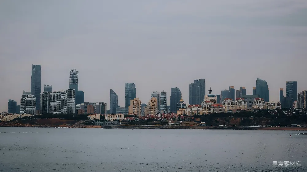 高清摄影 城市景观 海滨风光 现代建筑 城市天际线 城市风光 海边的城市天际线