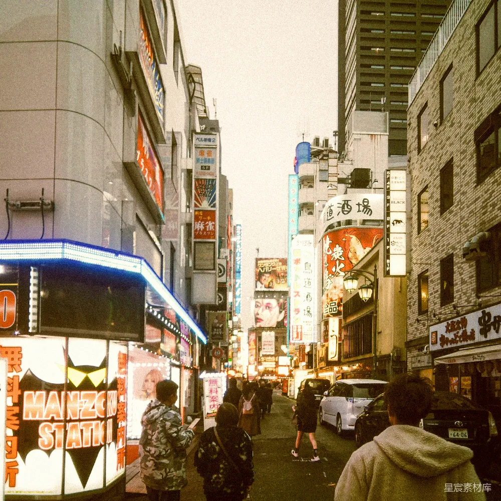 高清摄影 都市 夜景 霓虹灯 人行道 繁忙 繁华都市的夜景