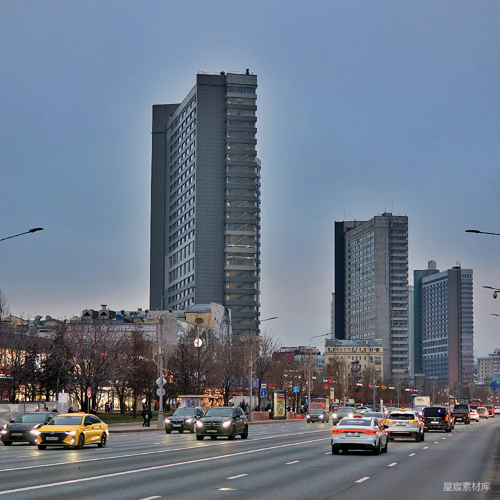 高清摄影 城市 建筑 夜晚 交通 现代 城市夜景中的高楼大厦