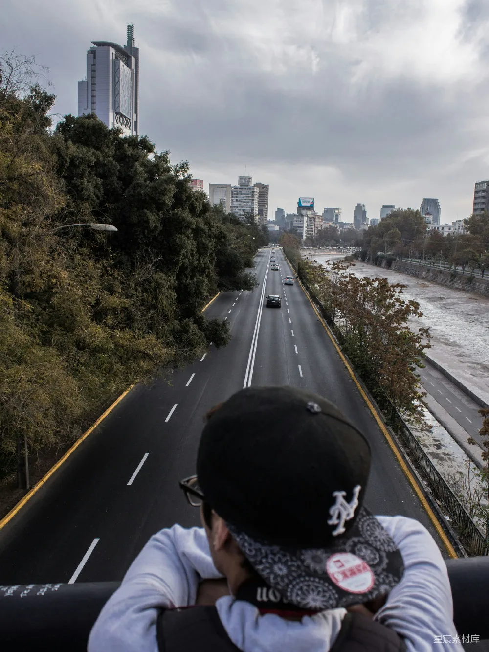 高清摄影 城市 孤独 道路 思考 风景 城市中的沉思