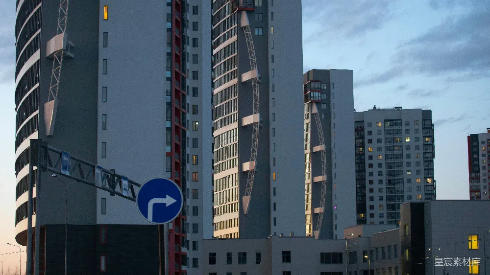 高清摄影 城市 建筑 黄昏 现代 街道 城市街角的建筑剪影