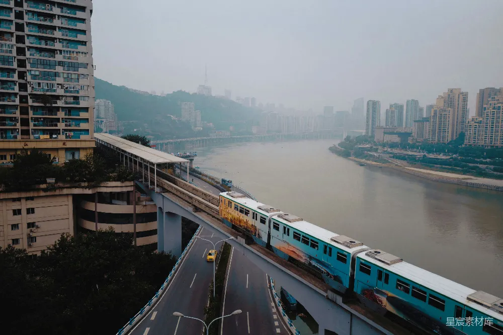 高清摄影 重庆 轻轨 城市风光 现代交通 都市生活 重庆轻轨穿城而过