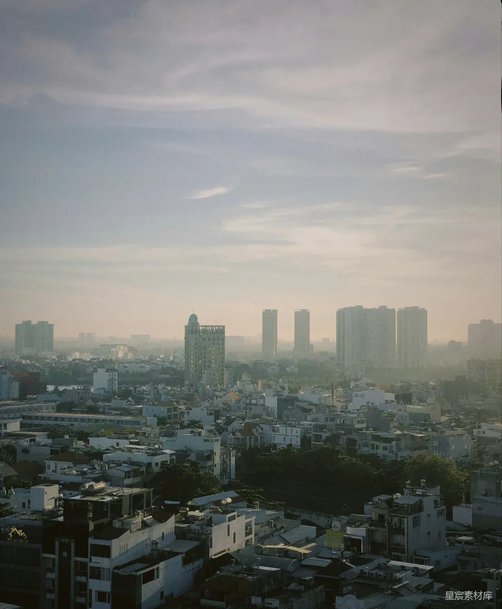 高清摄影 城市 雾景 建筑 日出 宁静 雾中的城市天际线